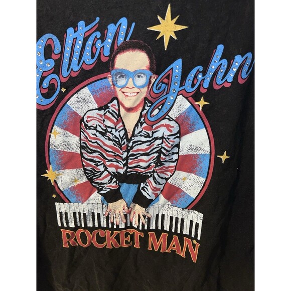 Elton John Tshirts Womens Size Med Rocket Man Cotton Short Sleeve Band Tee New - Picture 2 of 5